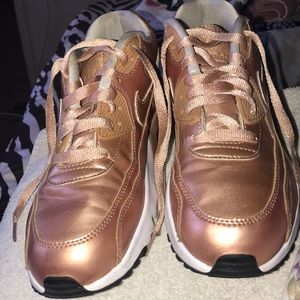 Rose Gold Nike Airmax
